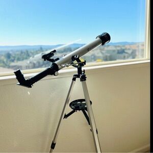 *Retail $109 Telescope Barska 525 Power 70060 Starwatcher Telescope (AE10750)